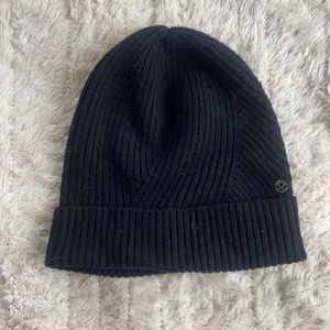 Only worn once lululemon black beanie